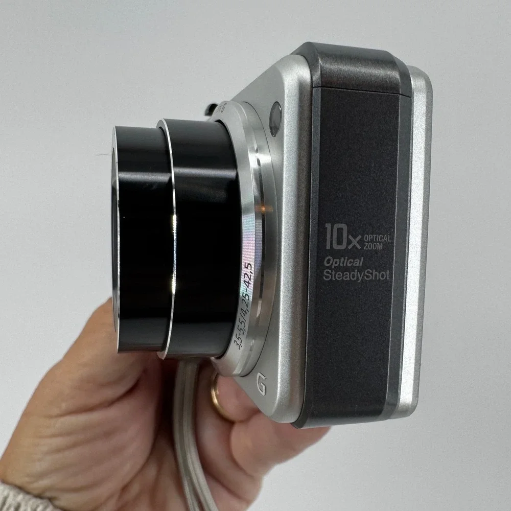 Sony Cyber-shot DSC-H70 16.1MP Digital Camera 10x Zoom Silver Battery Charger